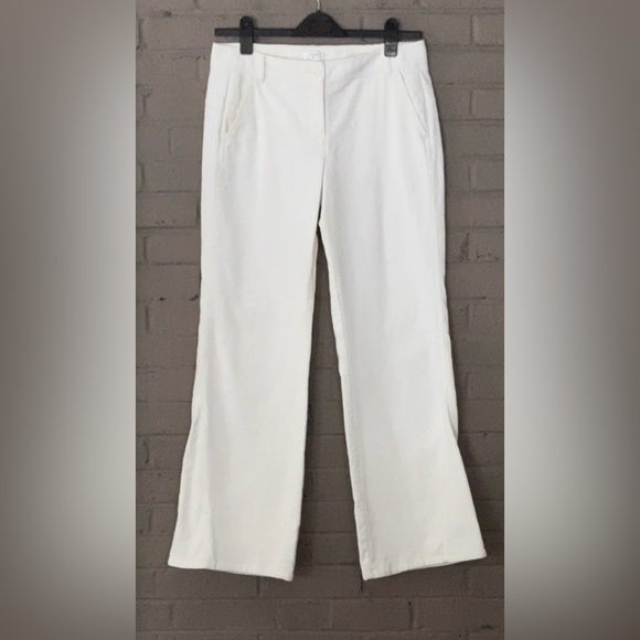 LOFT Pants - LOFT NWOT Cream flare leg Corduroys 10